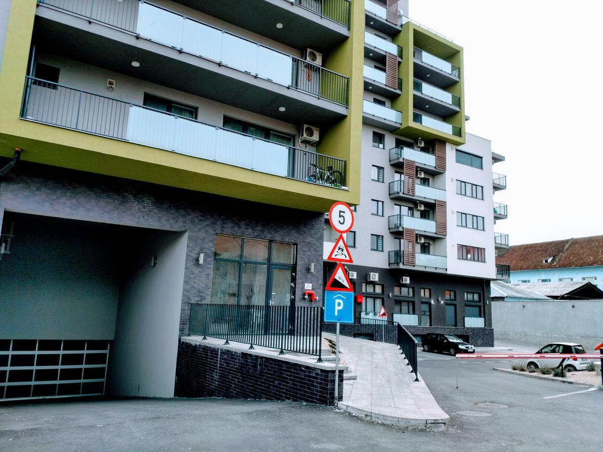 Highsky Oradea Apartments Εξωτερικό φωτογραφία